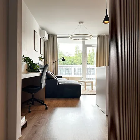 Hi Park Apartment, Free Parking Apartmán