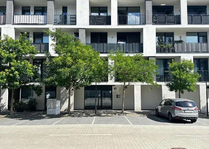 Hi Park Apartment, Free Parking شقة براتسيلافا