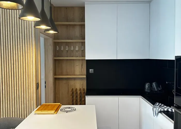 Hi Park Apartment, Free Parking *